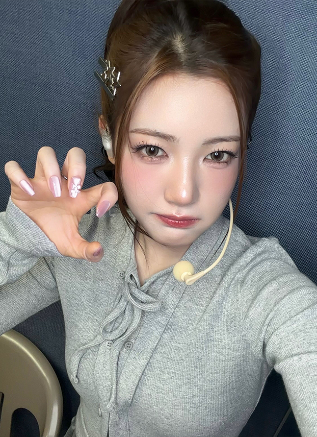 SEOHYEON #017
